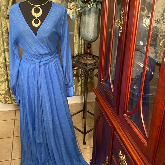 Blue maxi - Picture 1 of 1